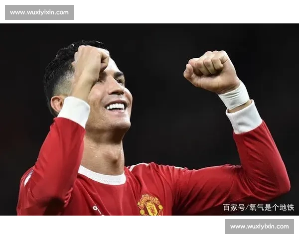 詹俊评美网决赛：发球哑火让巅峰对决失色